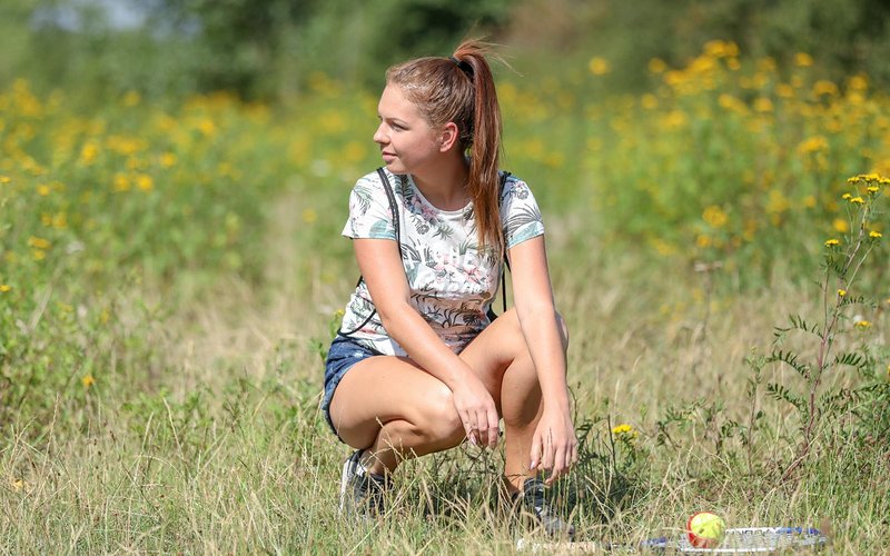 Яна, 18 лет, 0 размер груди